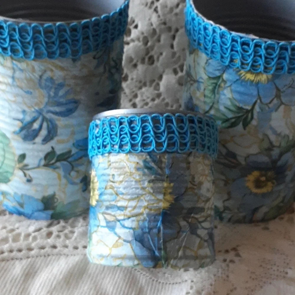 Desk set for pens, pencils or scissors.